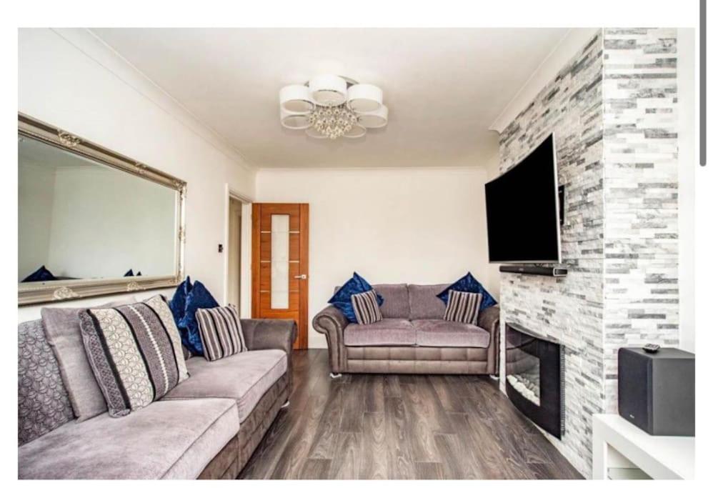 2 Bed - Walking Distance To Harry Potter Studio Watford  Exterior foto